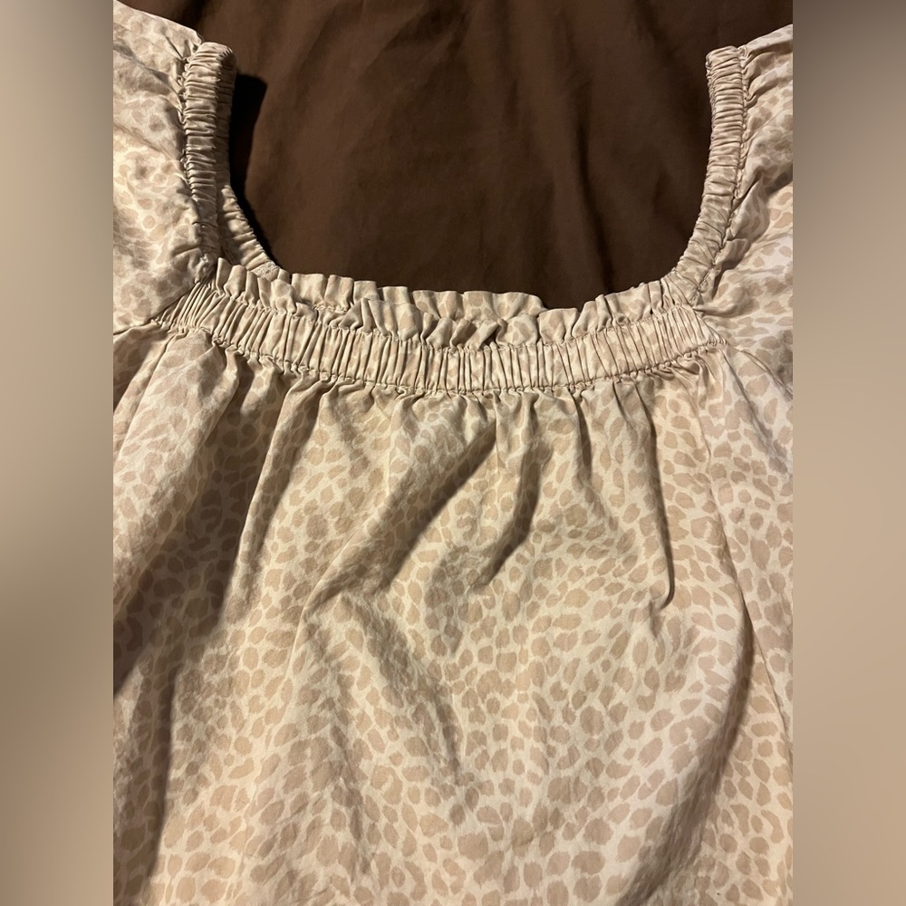 GAP off shoulder top